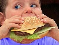 La prohibici&oacute;n en Estados Unidos de regalar juguetes con la comida r&aacute;pida.